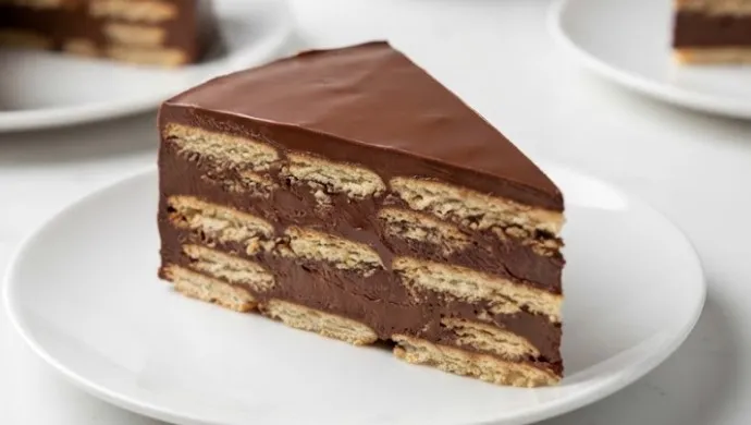 Keks-Čoko torta: Umetnost slatke harmonije