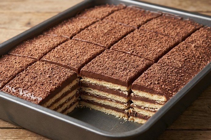 Brza Keks Torta: Nepogrešivi čokoladni san bez paljenja rerne