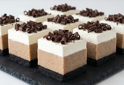 Kesten Čoko Kocke: Kraljevski desert koji osvaja na prvi griz