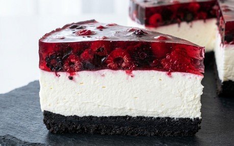 Šumska Tajna Torta: Letnje osveženje u savršenim slojevima