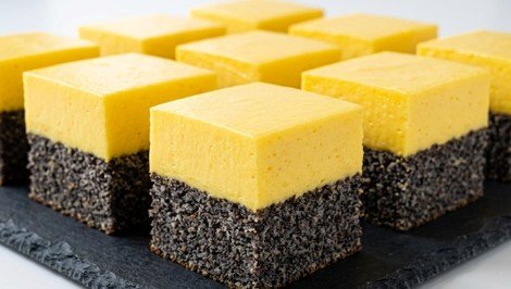 Kremaste Mak Kocke: Bogatstvo ukusa u savršenim slojevima