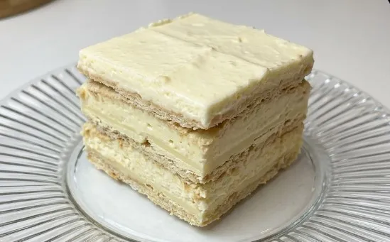 Domaća Beli Anđeo Torta: Umetnost slatke harmonije