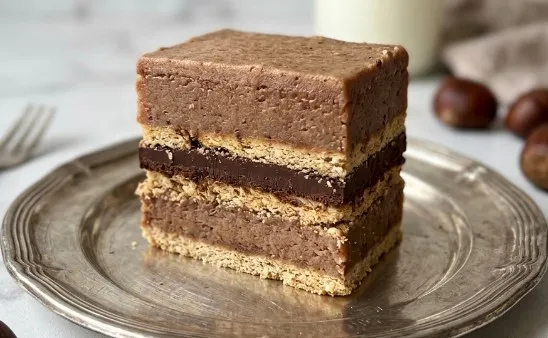 Domaća Kesten Torta: Umetnost slatke harmonije