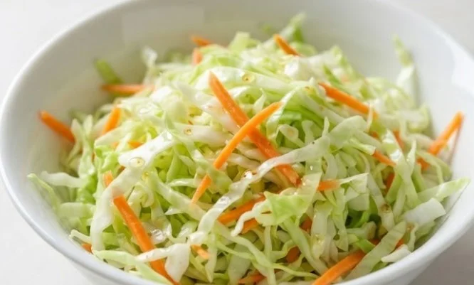 Salata od kupusa: Simbol jednostavnosti i zdravlja