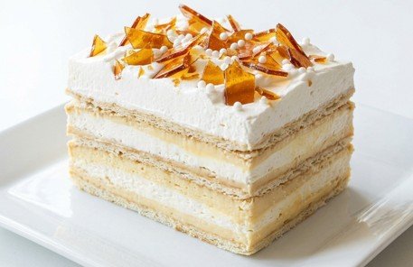 Karamel Torta: Inženjering Višeslojne Arhitekture sa Karamel Staklom