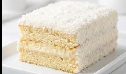 Snežna Kokos Torta: Umetnost slatke harmonije