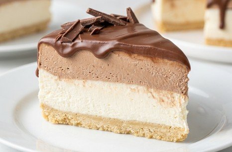 Kremasta Kinder Torta: Dvobojna fantazija bez pečenja gotova za 15 minuta
