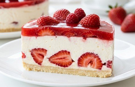 Brza Jagoda Torta: Osvežavajući voćni klasik bez pečenja gotov za 15 minuta