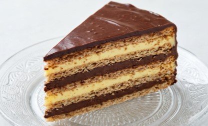 Raskošna Boemska Torta: Umetnost slatke harmonije