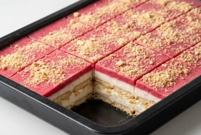 Brzi Voćni Kolač: Umetnost slatke harmonije