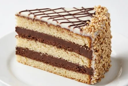 Torta Čokolada Lešnik: Umetnost slatke harmonije