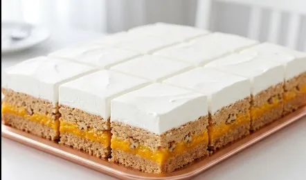 Klasična Plazma Torta: Savršena Harmonija Mlevenog Keksa, Oraha i Narandže